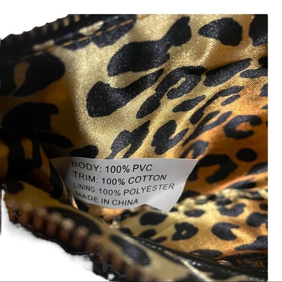 Steve Madden Crossbody Mini Wristlet Bag Silver Gold Black Faux Leather - Picture 8 of 8